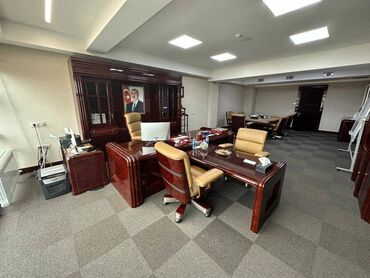 Ofislər: Xətai metrosunun arxası, 12 mərtəbəli plazanın 12 ci mərtəbəsində — 6