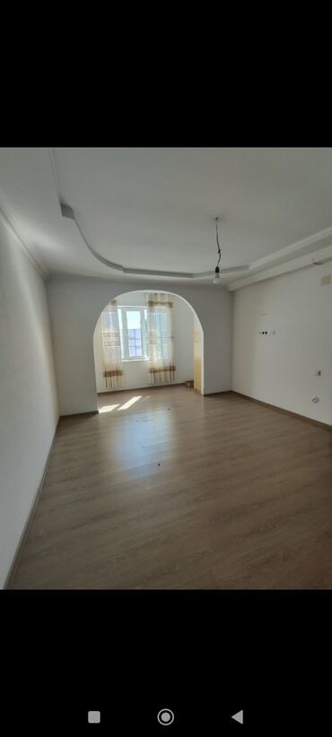 продаю дом в рабочем городке: 1 комната кв без мебели болгону Бир стол 4 этаж лиф жок. кондиционер