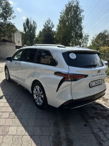 Toyota: Toyota Sienna: 2021 г., 2.5 л, Автомат, Гибрид, Минивэн — 4