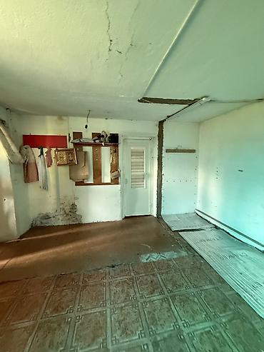 Продажа коттеджей и домов: 🏡 Продается участок с домом в ж/м Арча-Бешик 📐 Площадь участка — 6