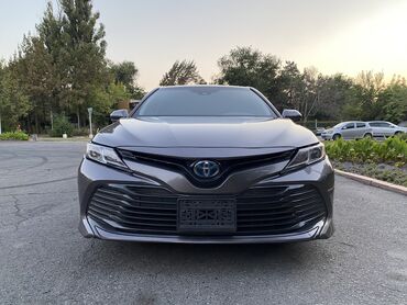 Toyota: Toyota Camry: 2020 г., 2.5 л, Типтроник, Гибрид, Седан