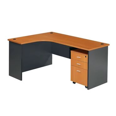 декоративная мебель: L formal ofis künc masası – iki rəng kombinasiya: isti ağac tonlu üst