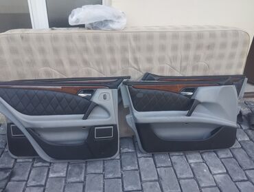 Мототранспорт: Avtomobil üçün 4 ədəd qapı döşəməsi komplekti.Mersedes 4 fara