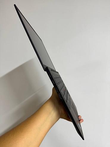 core: Lenovo ThinkPad X1 Carbon Gen 9 (i7-1185G7) — это премиальный — 9