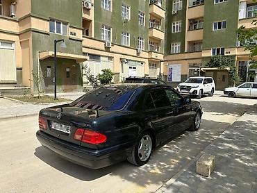 magar satisi: Mercedes-Benz E 200: 2 l | 1996 il Sedan — 4