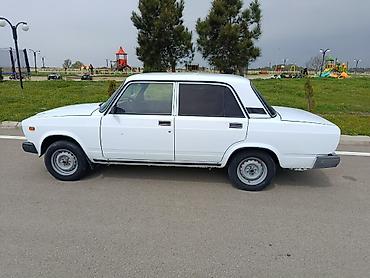 фольксваген тигуан л с: VAZ 2107, ağ rəng, sedan kuzov. Klassik dizaynlı 4 qapı — 1