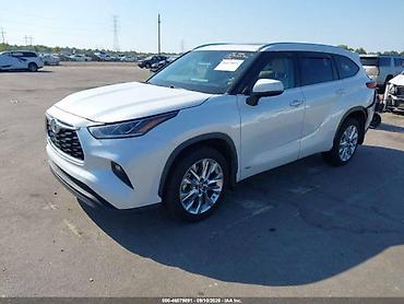 inter: Toyota Highlander: 2022 г., 2.5 л, Автомат, Гибрид — 3