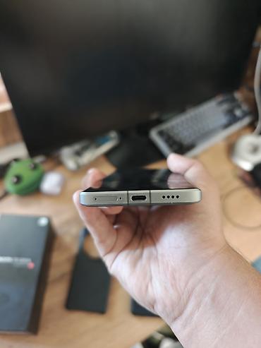 бризер xiaomi: Xiaomi, 13 Ultra, Б/у, 512 ГБ, цвет - Зеленый, 2 SIM — 4