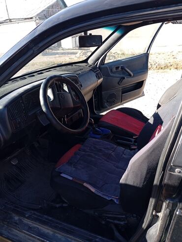 Другие автомобили: Автомобиль: легковой хэтчбек/седан класса компакт (салон на фото) — 3