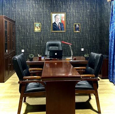 Ofis dəst mebeli: Bu dəftərxana dəsti ofis və ya ev üçün nəzərdə tutulmuşdur. Tünd