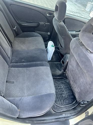 rover 827: Toyota Avensis: 2001 г., 1.8 л, Автомат, Бензин, Лифтбек — 6