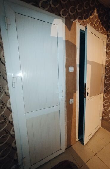 plastik gapi: Hamam tualet plastik qapı, birlikdə 60azn. ayrı ayrılıqda, hamam 40