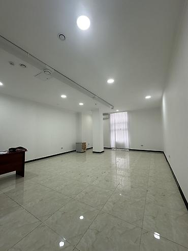 салиева 5: Сдаю Офис целиком: 53 м², В бизнес центре, С ремонтом, Первая линия, С отдельным входом, С системой безопасности — 3