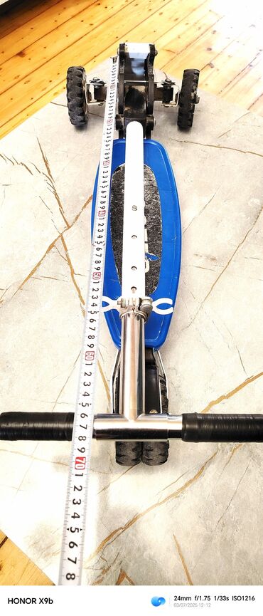 Samokatlar: Sukter Hər Yeri Metal
Təkəri Paçenik 13Yaşadək Sürə Bilər — 4