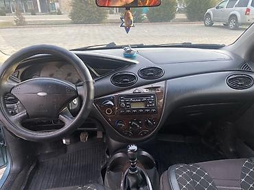 Ford: Ford Focus: 1998 г., 2 л, Механика, Бензин, Хэтчбэк — 9