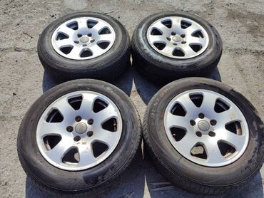 передняя ступица: Шины,диски Audi A4 B6 2 2003 (б/у)