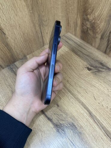 Apple iPhone: IPhone 15 Pro, Б/у, 256 ГБ, Blue Titanium, Чехол, 86 % — 6