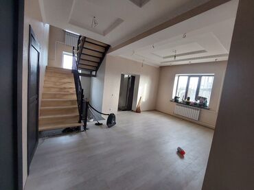 Продажа домов: Дом, 250 м², 9 комнат, Косметический ремонт — 5