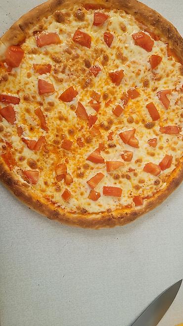 Готовые блюда, кулинария: Пицца ручной работы от 300 и выше - Тесто: классическое дрожжевое — 4