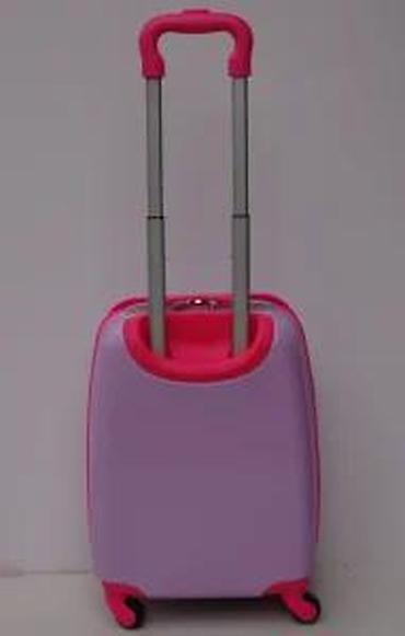 Rančevi, torbe i koferi: Dečiji set kofera sa motivom Sofije Prve, idealan za putovanja. Set — 19