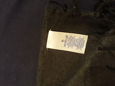 Kape i aksesoari: Moncler, One size, bоја - Crna — 7