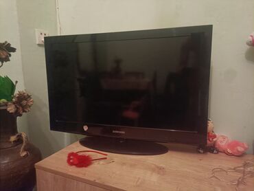 Televizorlar: Televizor Samsung LCD 32"