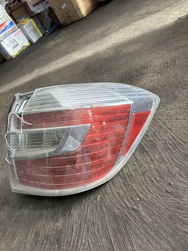 рычак на фит: Арткы оң стоп-сигнал Toyota 2009 г., Колдонулган, Оригинал, АКШ