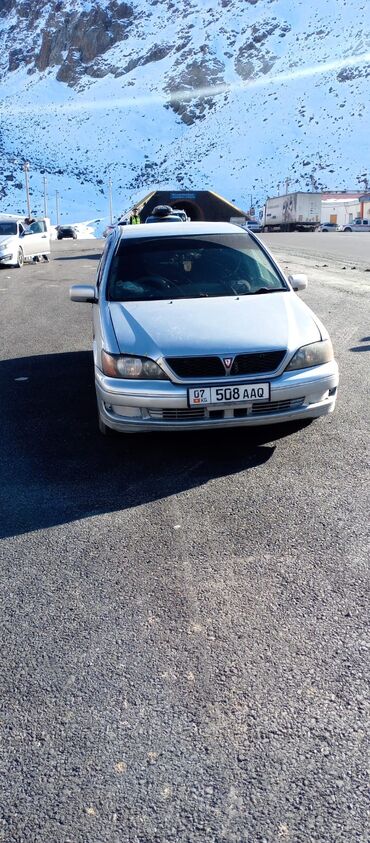 эко коврик в машину: Toyota Vista: 1999 г., 2 л, Автомат, Бензин, Универсал