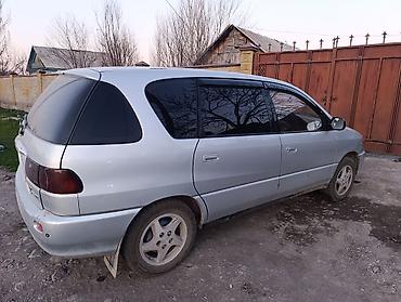 тойота ав: Toyota Ipsum: 1999 г., 2 л, Автомат, Бензин, Минивэн — 4