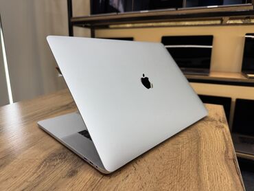 Ноутбуки: Ноутбук, Apple, 16 ГБ ОЗУ, Intel Core i9, 15.4 ", Б/у, Для работы, учебы, память NVMe SSD