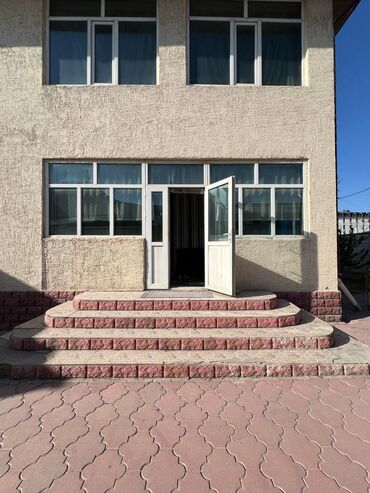 дом по первой линии: Дом, 200 м², 7 комнат, Агентство недвижимости, Евроремонт