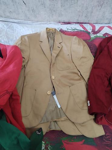 halloween geyim: Hamsi brend mallardi yaxsi matrealdi razmerler var qarisgdi 5 yasdan — 7
