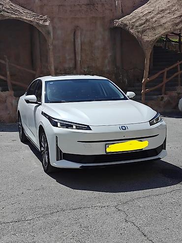 2005 kia sephia: Changan Qiyuan A05: 4.3 l | 2024 il 88000 km Sedan — 10