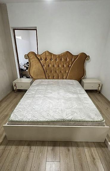tumbucka: Taxt 2 tumbayla 250 manat .Catdirilma odenisle.Unvan Bakixanov Nəzrin — 1