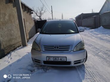 Toyota: Toyota Avensis Verso: 2003 г., 2 л, Механика, Дизель, Минивэн