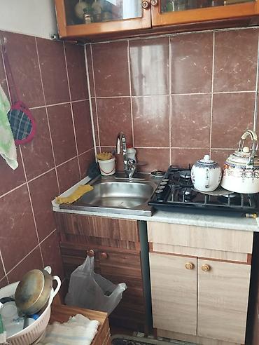 Mənzillərin satışı: Bakı, Yeni Yasamal, 2 otaqlı, Köhnə tikili, m. 20 Yanvar, 30 kv. m — 9