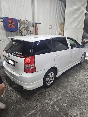 bmb e39: Toyota WISH: 2005 г., 1.8 л, Автомат, Бензин — 1