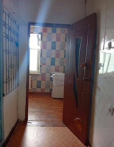 золотой квадрат: 1 комната, 33 м², Золотой квадрат 105 серия, 5 этаж, Старый ремонт — 3