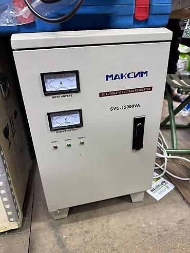 110v: Автоматический стабилизатор напряжения «Максим» серии SVC. На фото — 1