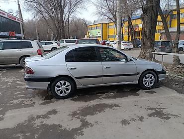 Транспорт: Toyota Avensis: 2001 г., Механика, Дизель, Седан — 2