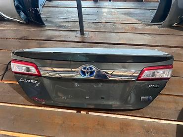50: Крышка багажника Toyota, 2015 г., Б/у, Оригинал — 2