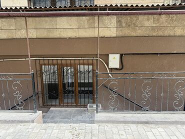в аренду помешение: Ижарага берем Офистик, 90 кв. м, Турак комплексинде, Өзүнчө кире бериши менен, Өзүнчө санитардык түйүнү менен