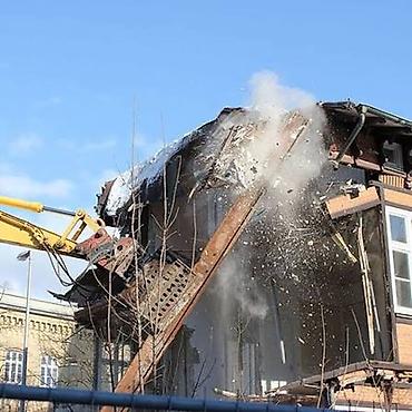 Услуги по демонтажу и сносу зданий и сооружений - Механизированный