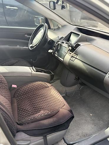 Toyota: Toyota Prius: 2004 г., 1.5 л, Вариатор, Гибрид, Хэтчбэк — 3