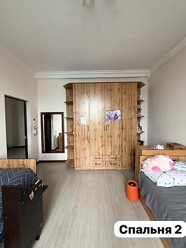 Дома: Продаётся жилой дом с большим навесом и закрытым двором. 170м2 — 10