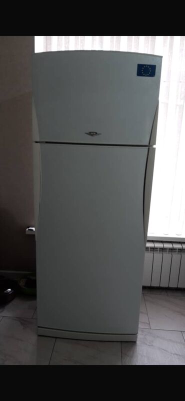 Холодильники: Холодильник Vestel, Б/у, Двухкамерный, No frost, 70 * 185 * 60