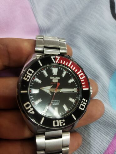 продаю наручные часы: Продаю часы seiko водопроницаемые итд посмотрите в инете