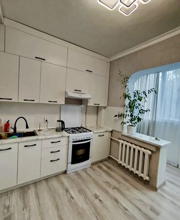 Продажа квартир: 2 комнаты, 52 м², 106 серия, 3 этаж, Евроремонт