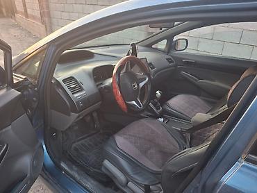 civik: Honda Civic: 2006 г., 1.8 л, Механика, Бензин, Седан — 5
