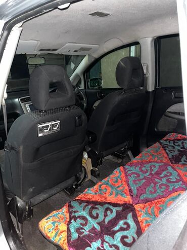 Honda: Honda Stream: 2003 г., 2 л, Автомат, Бензиновая, Минивэн — 5